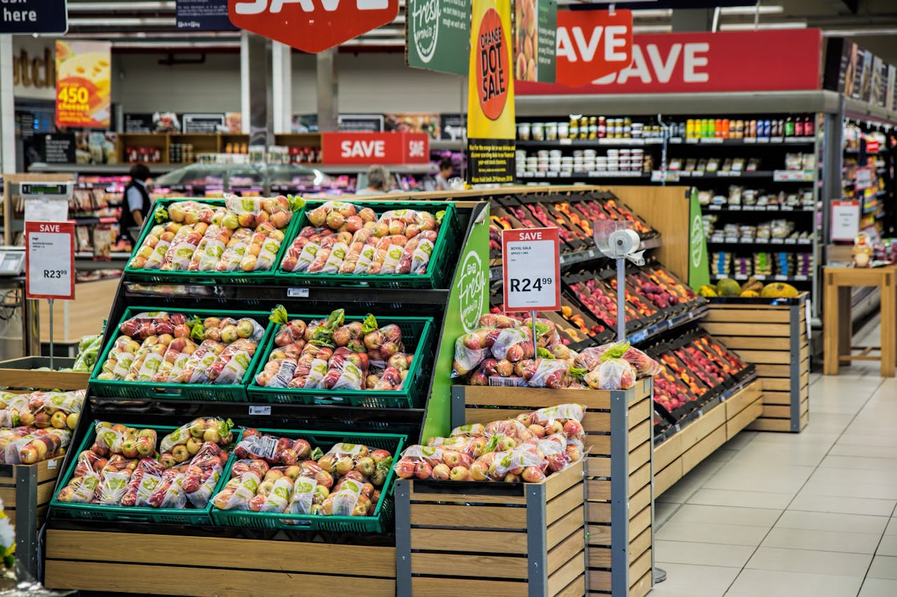 How Temperature Changes Impact Grocery Store Display Graphics
