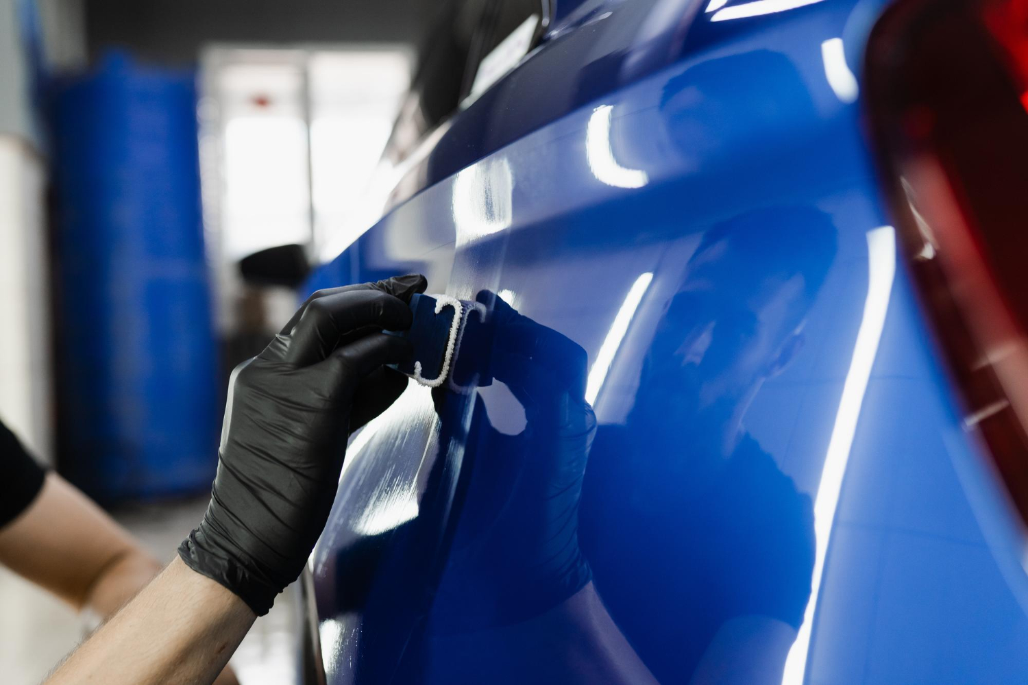 Understanding Custom Vehicle Graphics Care in Cold Temperatures